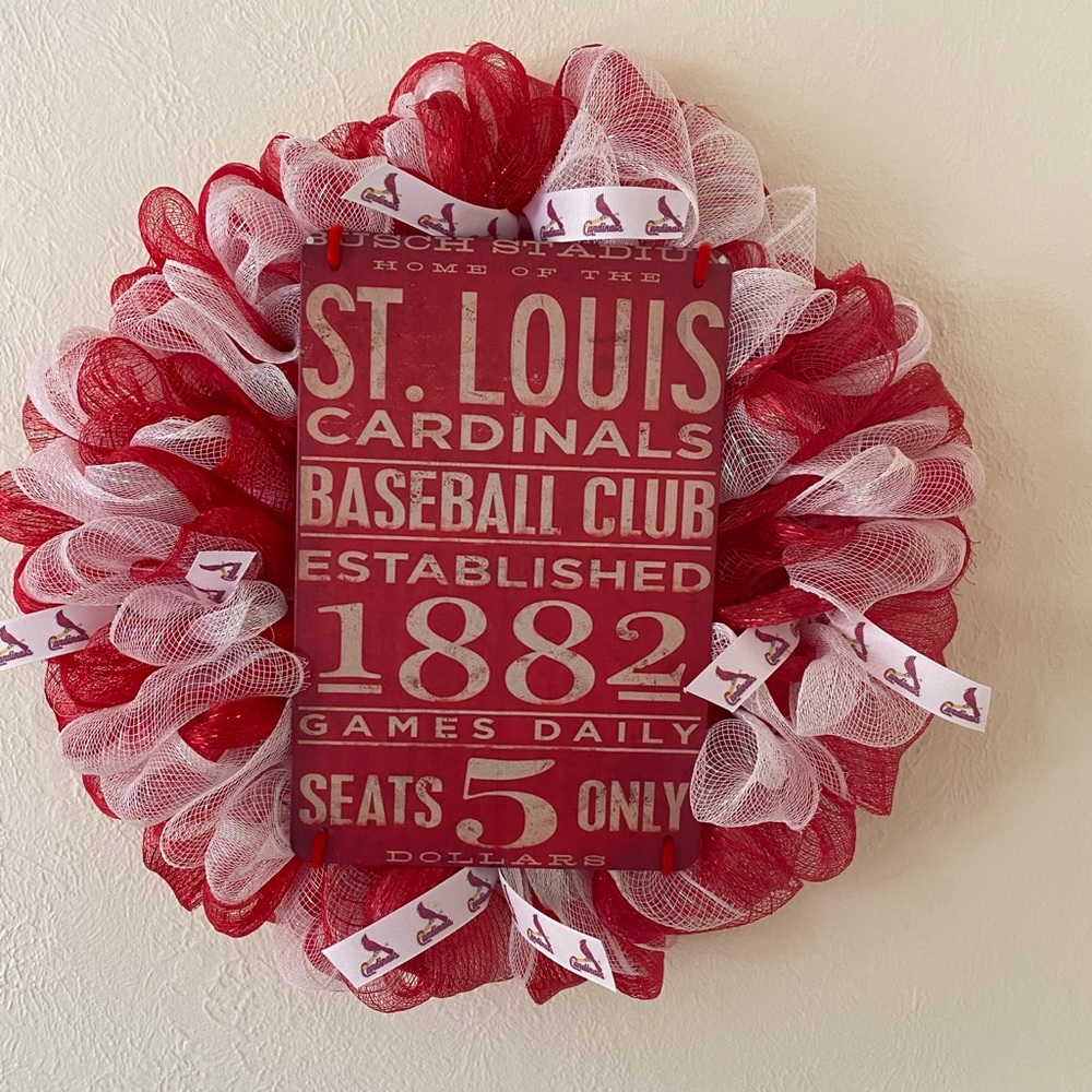 Cardinals Wreath